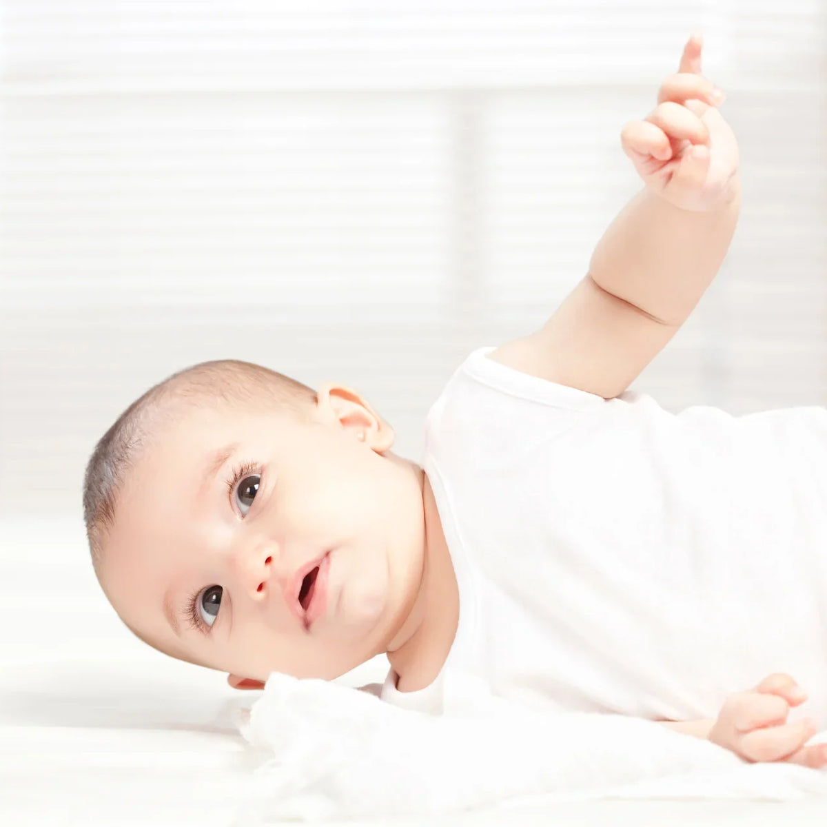 When to Stop Swaddling Your Newborn – Sleep of Mind